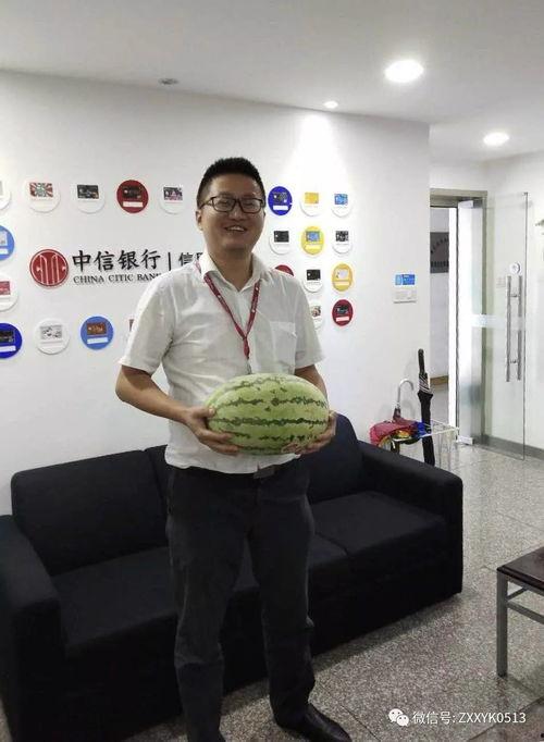 毅轩吃瓜群众,揭秘娱乐圈幕后故事