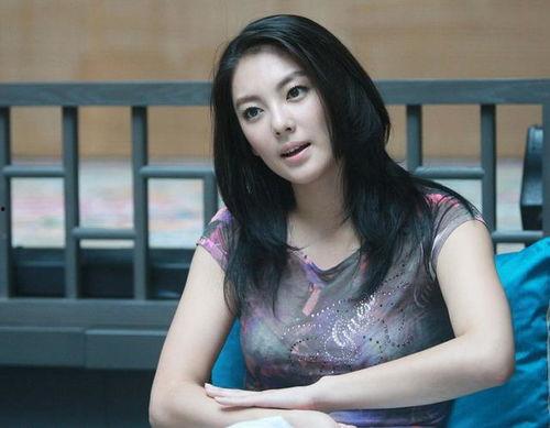 张雨绮王鸥吃瓜,娱乐圈风云再起