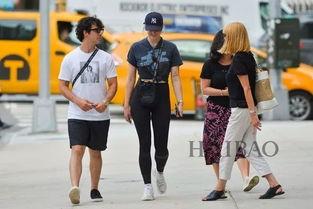 吃瓜索菲,揭秘娱乐圈背后的故事