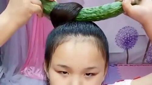 有头发的人吃瓜  第3张