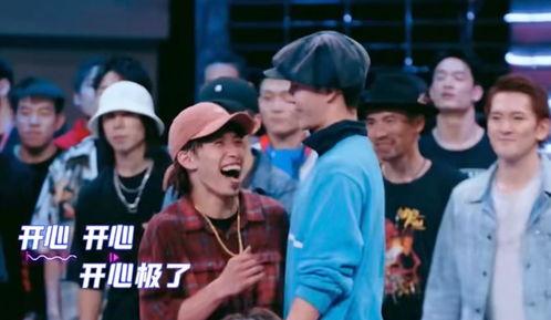 天天兄弟吃瓜场面,欢乐吃瓜场面引网友热议 第3张 天天兄弟吃瓜场面,欢乐吃瓜场面引网友热议 第3张