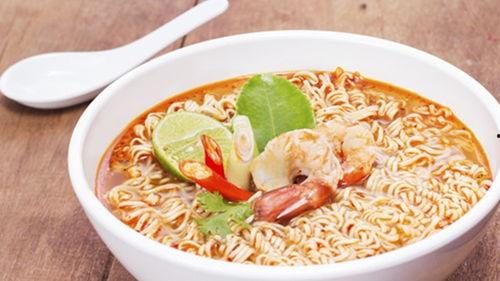 吃泡面和吃瓜肚子疼,揭秘肚子疼的“美食”真相  第3张